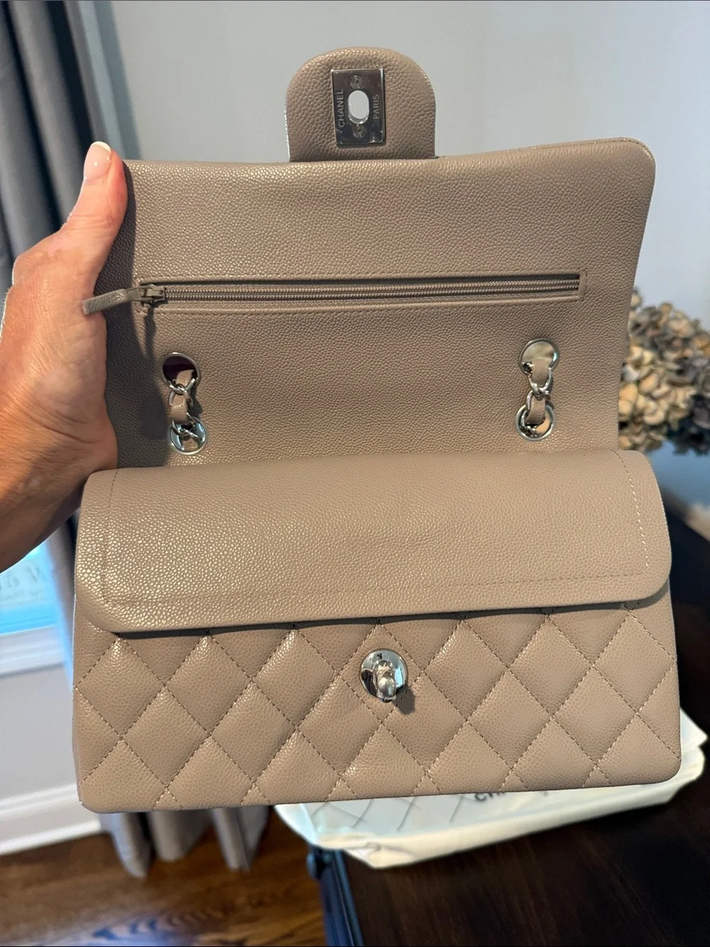 CHANEL classic quilted